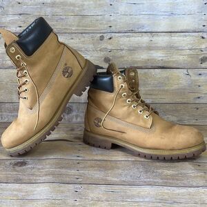 Timberland Men's basic Boot Wheat Nubuck padded collar Size 8 M